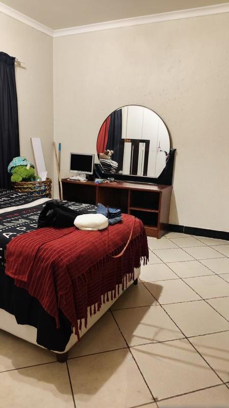 2 Bedroom Property for Sale in Waterval East North West